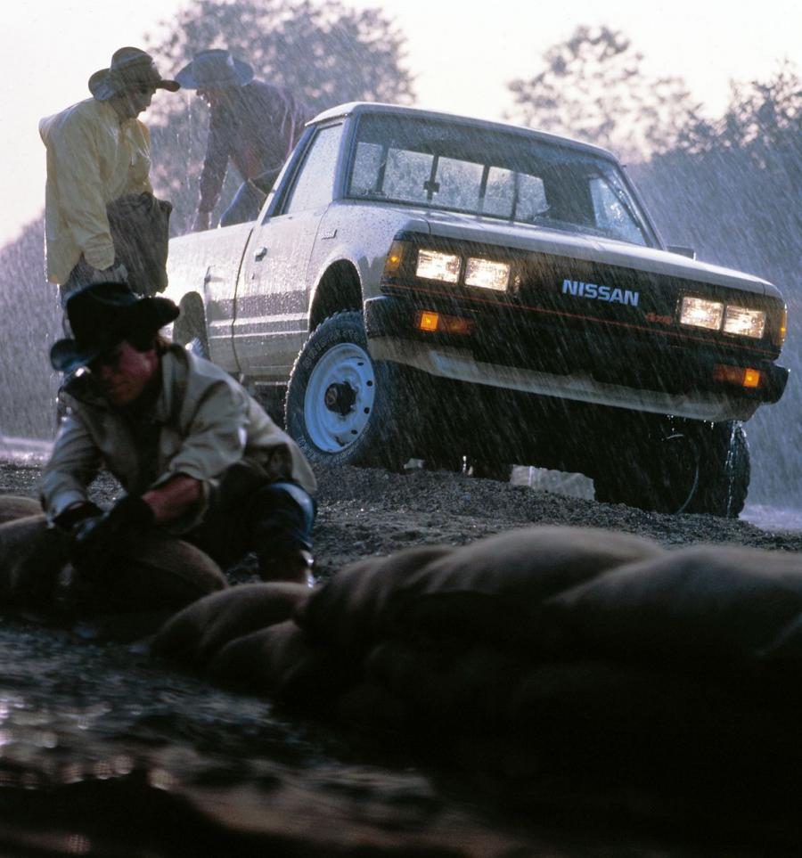  Nissan Pickup Regular Cab (720) 1983 года  (NA) (фото 4 из 5)